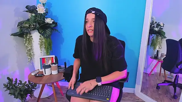 ViictoriiaSaenz 라이브 XXX 채팅