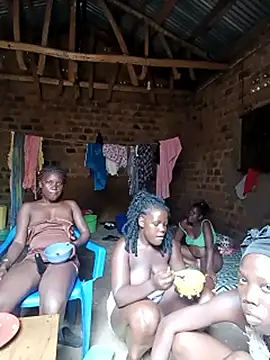 holygrail001 即時 XXX 聊天