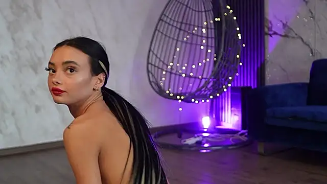 Chat +18 de RachelRavee ao vivo