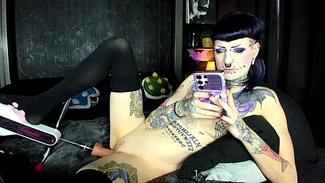 Purple_Coffin666 – Naživo XXX chat