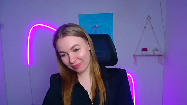 Dana_flowers élő XXX-chatje