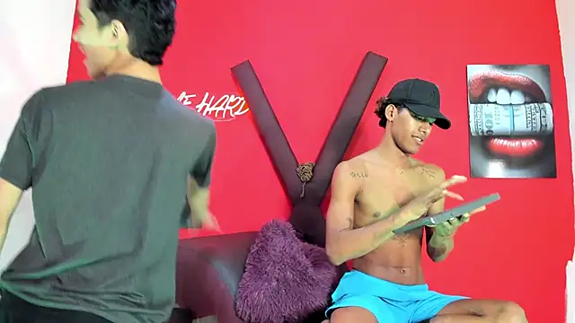 GREEN_BOYS' Webcam Show