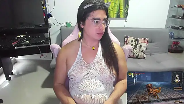 Khalifa_Gold élő XXX-chatje