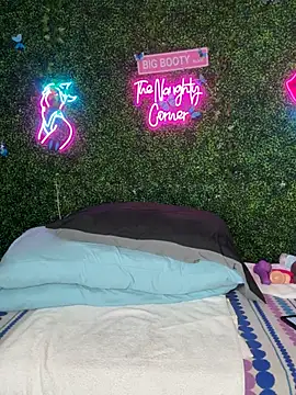 RenaThickAss – Kamerová šou