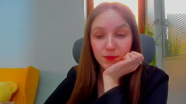 Show modela Nessi-Morris na web-kameri