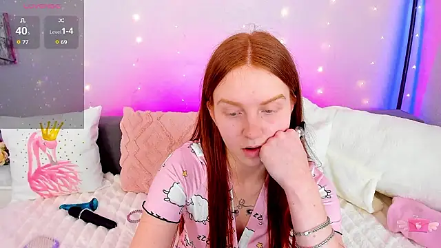 Evarey_ Show in webcam