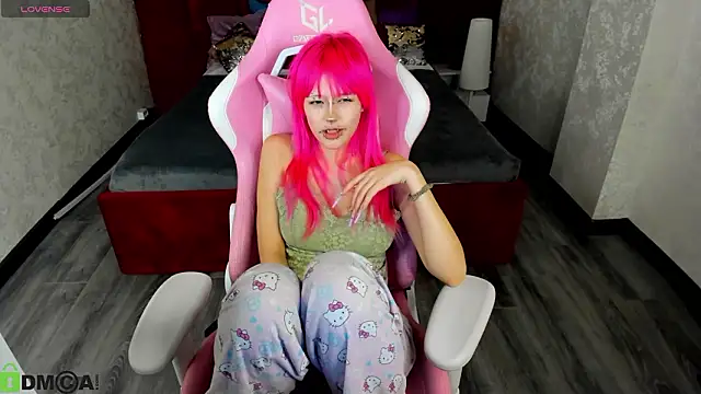 Chat +18 de Mika_Vatashi ao vivo