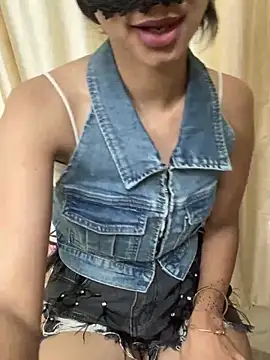 HEENA-STRIP Webcam show