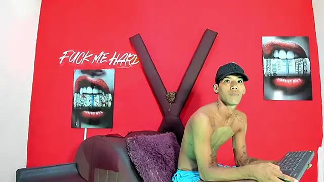 GREEN_BOYS: вебкам-шоу