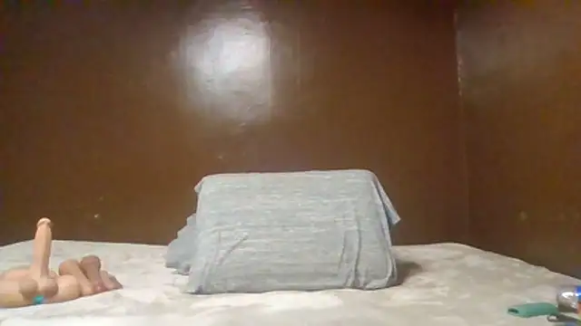 Heavenskyyee 现场XXX聊天