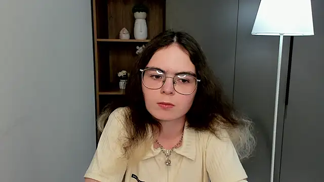 MyrlZangger Chat XXX in diretta