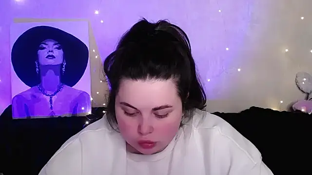 دردشة Emily_Mo الجنسية المباشرة