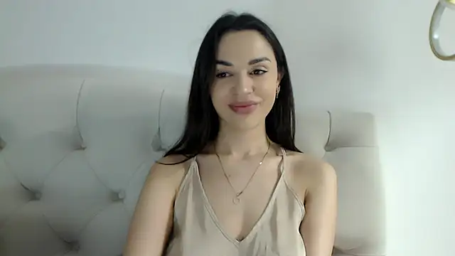 دردشة Mika_Gold الجنسية المباشرة