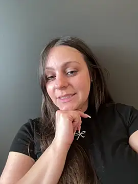 Chat XXX ao vivo de Loella-Rose