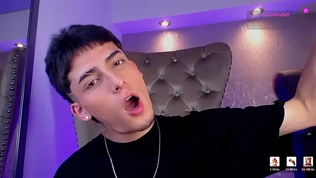 MateoMitchell Show Webcam