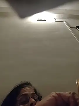 NakedMILFx – Live XXX-chat