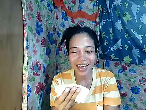 PinaySkinnyGirln Live XXX chat