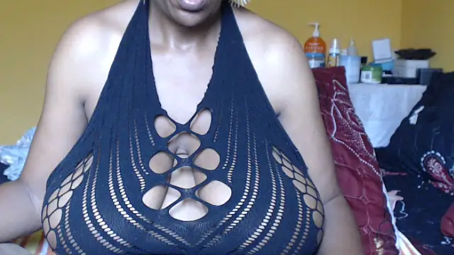 bustykelly 现场XXX聊天