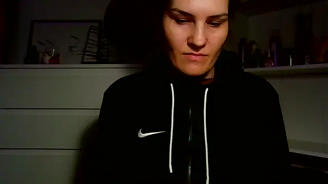 Ms-Lust1- – Naživo XXX chat