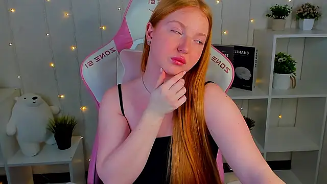 แชท XXX สดของ Jinny_Ginger