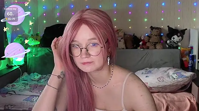 แชท XXX สดของ Kitty_smalltits