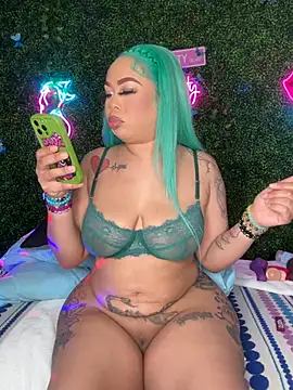 Pokazy przed kamerką – RenaThickAss