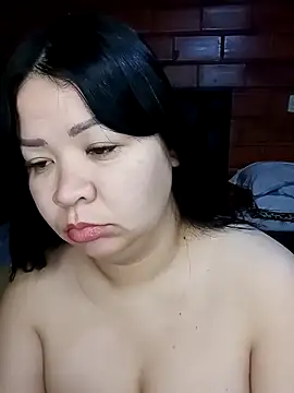 XXX chat uživo modela Chantal_lopez