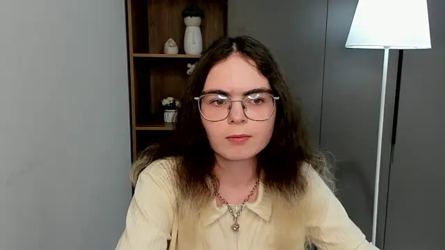 Chatroom XXX en direct de MyrlZangger