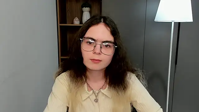 XXX chat uživo modela MyrlZangger