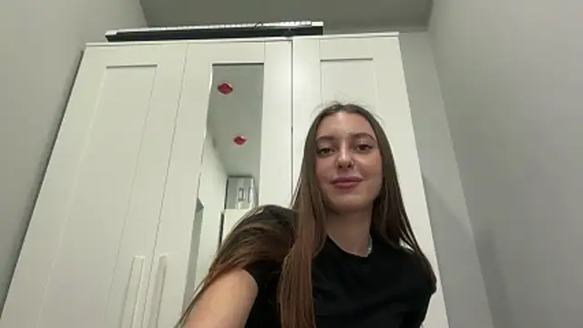 Pertunjukan Kamera Web selena_favn