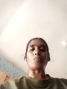 Baby_P Adlı Modelin Canlı XXX Sohbeti