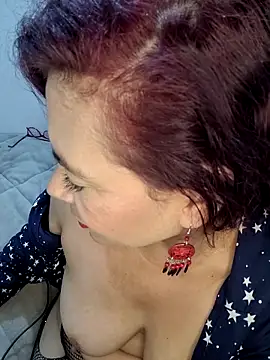 Scarlet_curly8a's Live XXX Chat