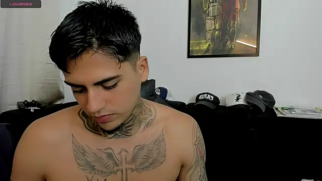 mad_maxxx2 Live XXX Chat