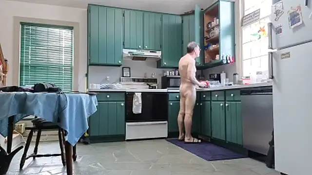 Chat +18 de CDforU ao vivo