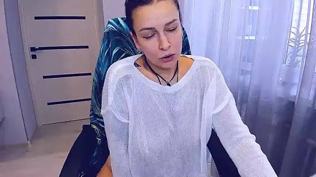 Chat XXX ao vivo de AlexiaDarren