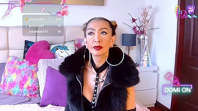 Chat XXX ao vivo de EvelinaGrey