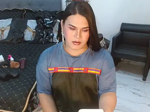 TsVelinda_Monroe: онлайн-секс-чат