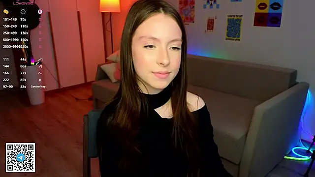 Yasmin_Kass Show in webcam