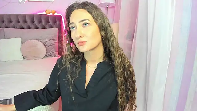 Chat +18 de Evalaniss ao vivo