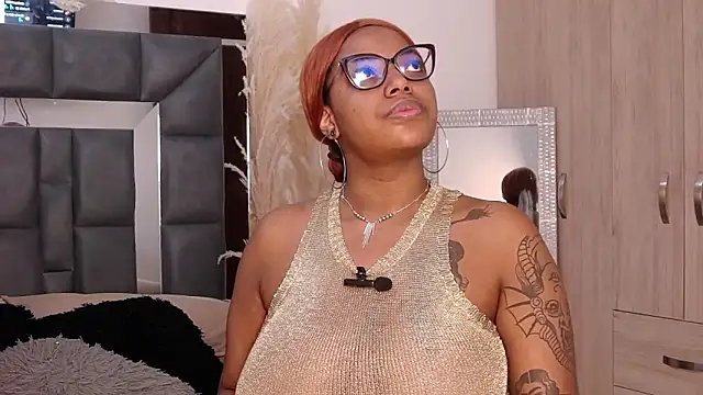 Chat XXX en directo de SheilaCoopers_