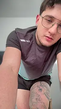 Massimo_Fiore 现场XXX聊天