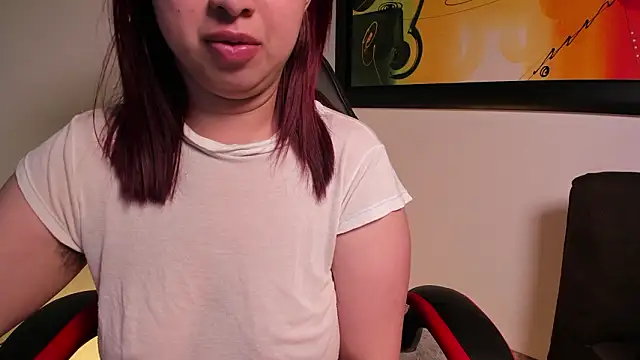 Chat +18 de madelaine_blosson ao vivo