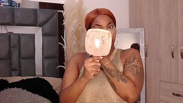 Chatroom XXX en direct de SheilaCoopers_