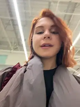 RosieSecret Adlı Modelin Canlı XXX Sohbeti