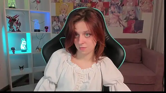 دردشة FreyaVey الجنسية المباشرة