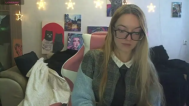 SecretSophia Adlı Modelin Canlı XXX Sohbeti