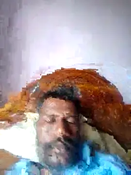 Paramkeerthi: вебкам-шоу