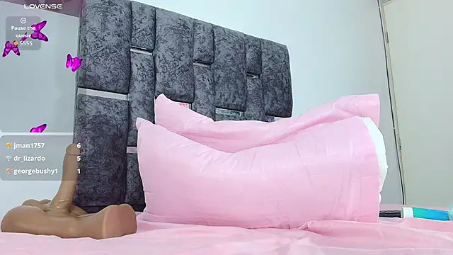 NatasharusoのライブXXXチャット