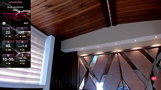 AidaJones Chat XXX in diretta