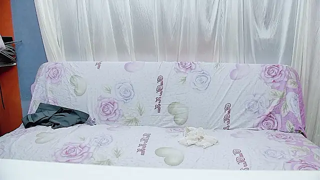 Baomi 现场XXX聊天